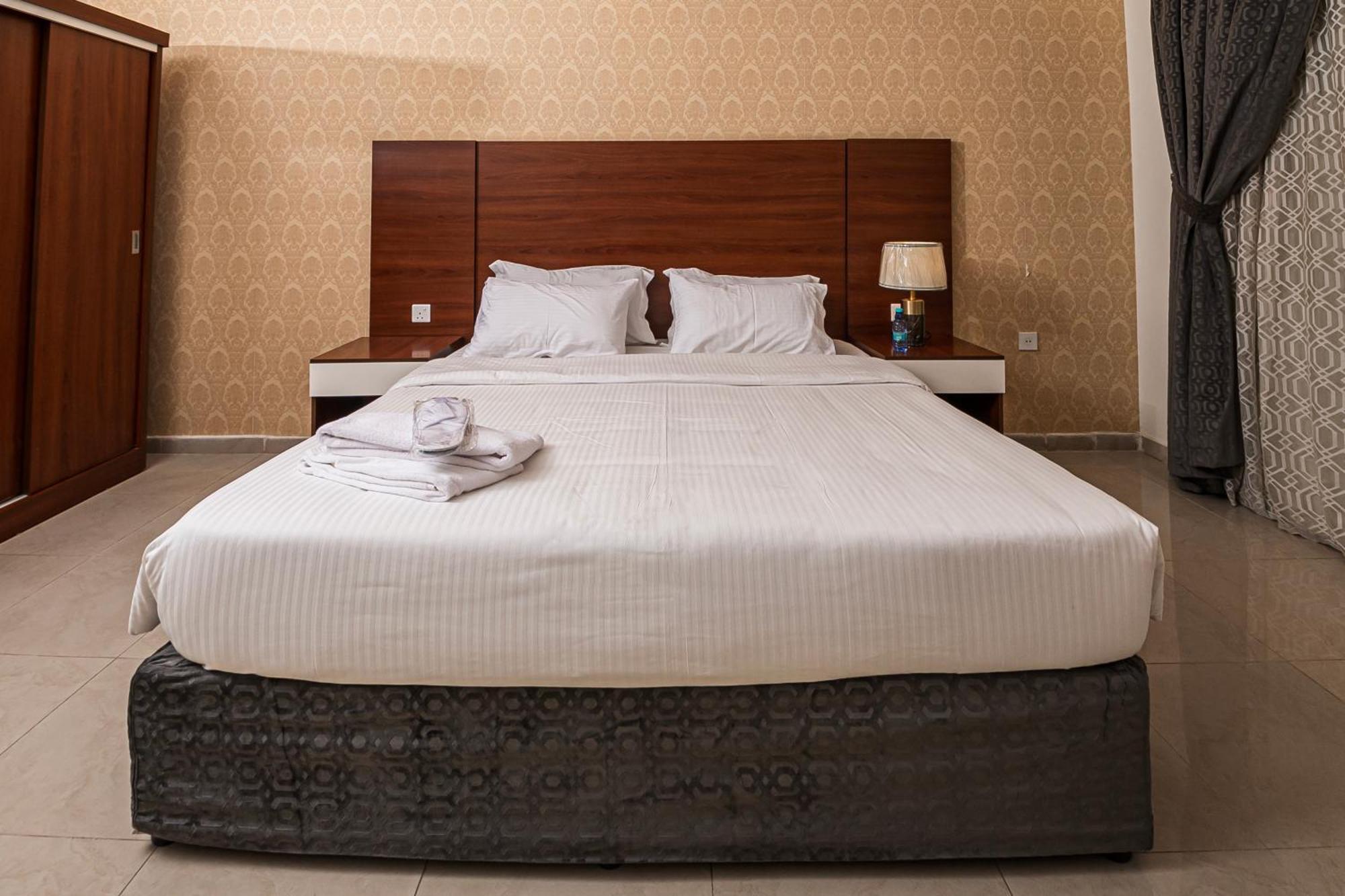 Ghalyt Ohud Aparthotel Medina ภายนอก รูปภาพ